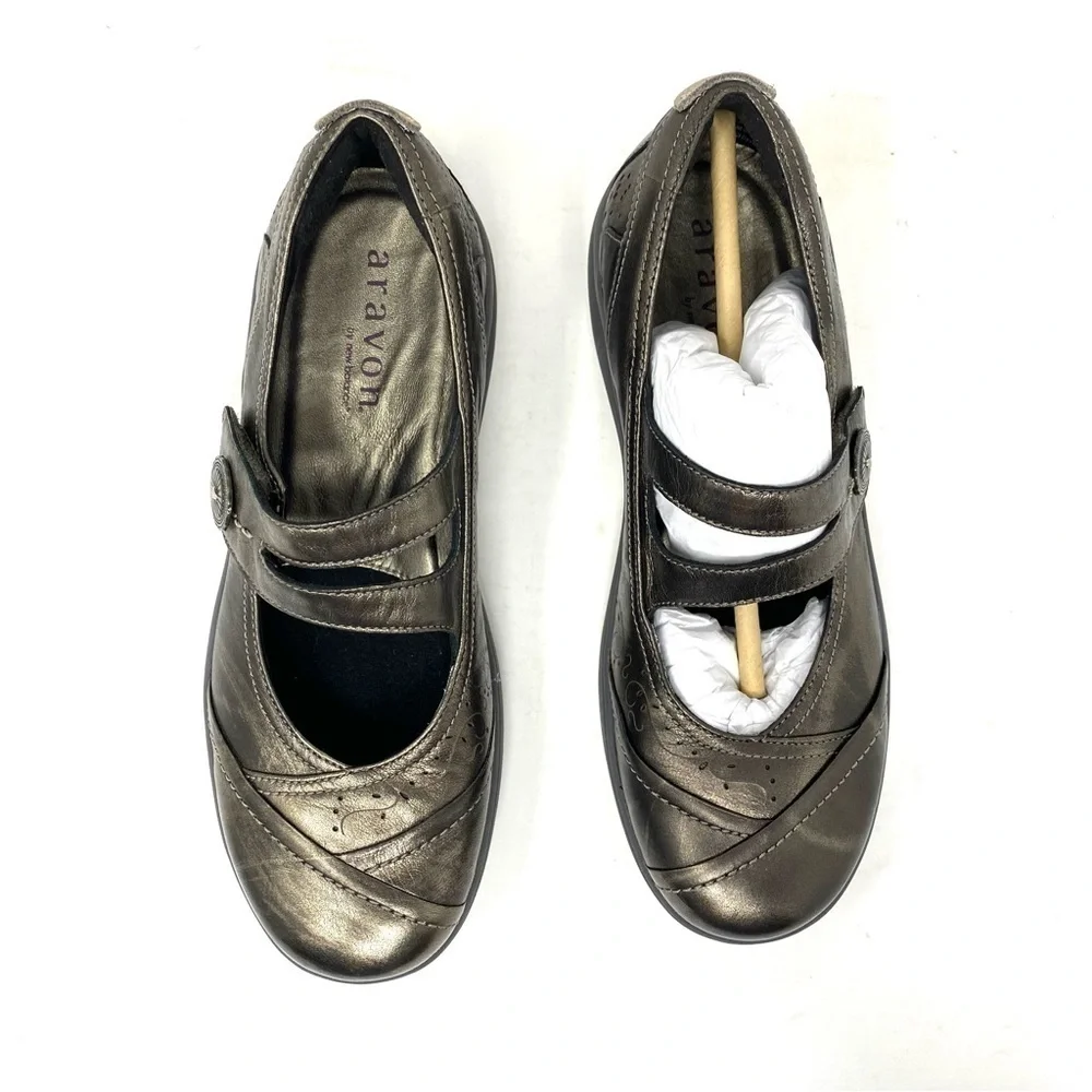 Aravon Revshow Mary Jane Flats Pewter